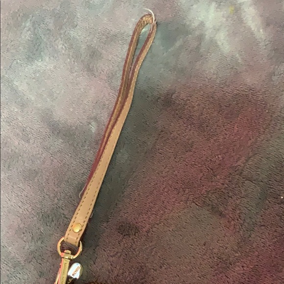 Michael Kors wristlet - Picture 3 of 4